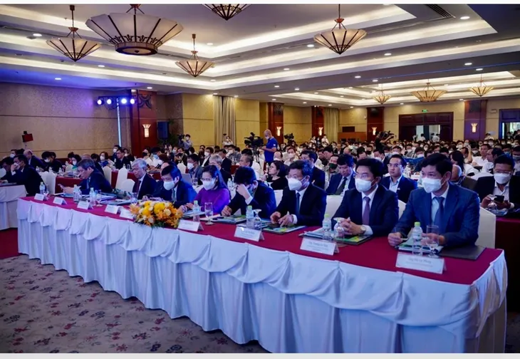 Quảng Bình cam kết đồng hành cùng các nhà đầu tư - Ảnh 2. Quảng Bình cam kết đồng hành cùng các nhà đầu tư - Ảnh 2.
