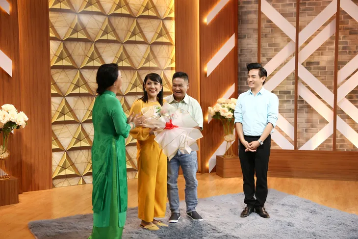 Thuận vợ thuận chồng: Cặp đôi nên duyên sau tai nạn giao thông, người vợ giấu mình là mẹ đơn thân - Ảnh 2. Thuận vợ thuận chồng: Cặp đôi nên duyên sau tai nạn giao thông, người vợ giấu mình là mẹ đơn thân - Ảnh 2.