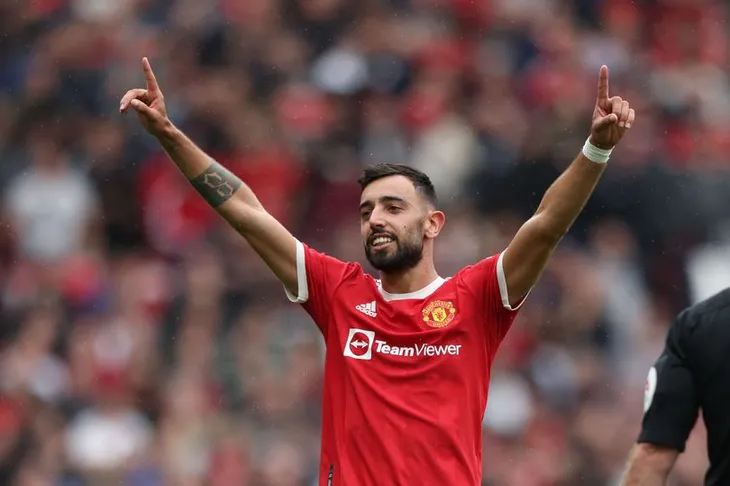 Tăng lương cho Fernandes, Manchester United quyết giữ ngôi sao - Ảnh 1. Tăng lương cho Fernandes, Manchester United quyết giữ ngôi sao - Ảnh 1.