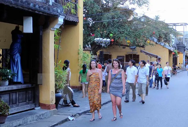 Năm Du lịch quốc gia - Cơ hội vàng cho du lịch miền Trung - Ảnh 1. Năm Du lịch quốc gia - Cơ hội vàng cho du lịch miền Trung - Ảnh 1.