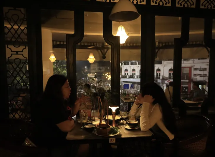Giờ Trái đất 2022: Kiến tạo tương lai - Bây giờ hoặc không bao giờ - Ảnh 3. Giờ Trái đất 2022: Kiến tạo tương lai - Bây giờ hoặc không bao giờ - Ảnh 3.