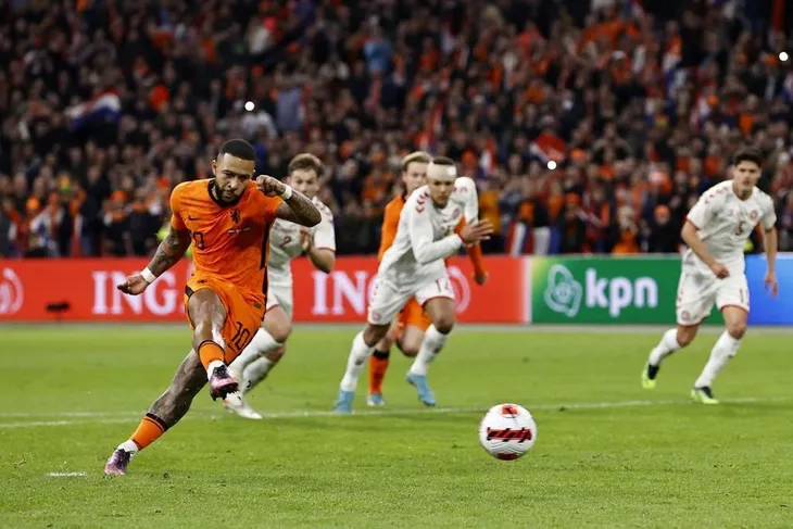 Eriksen ghi bàn ngày tái xuất ĐT Đan Mạch - Ảnh 1. Eriksen ghi bàn ngày tái xuất ĐT Đan Mạch - Ảnh 1.