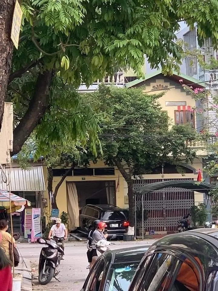 Quảng Ninh: Liên tiếp xảy ra tai nạn giao thông khiến 3 người tử vong, 1 người bị thương - Ảnh 1. Quảng Ninh: Liên tiếp xảy ra tai nạn giao thông khiến 3 người tử vong, 1 người bị thương - Ảnh 1.