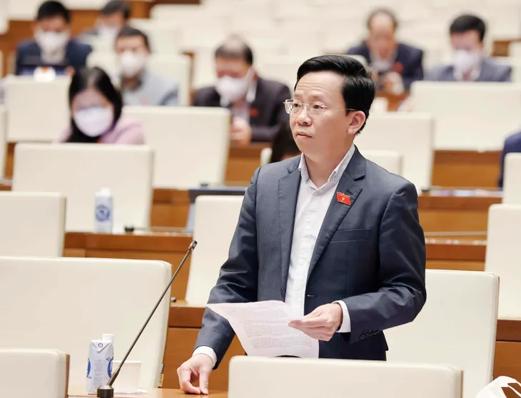 Không được ngăn chặn, cản trở việc phổ biến, sử dụng Quốc kỳ, Quốc ca - Ảnh 2. Không được ngăn chặn, cản trở việc phổ biến, sử dụng Quốc kỳ, Quốc ca - Ảnh 2.