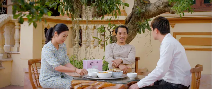 Lối về miền hoa - Tập 22: Thanh - Lợi hôn nhau đầy ngọt ngào - Ảnh 10. Lối về miền hoa - Tập 22: Thanh - Lợi hôn nhau đầy ngọt ngào - Ảnh 10.