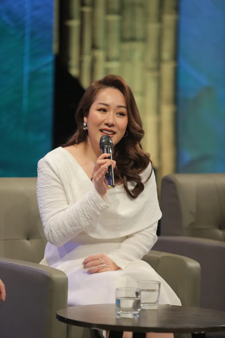 Thanh xuân tươi đẹp: Hoa hậu Ngô Phương Lan tiết lộ sở thích thú vị của mẹ - Ảnh 6. Thanh xuân tươi đẹp: Hoa hậu Ngô Phương Lan tiết lộ sở thích thú vị của mẹ - Ảnh 6.