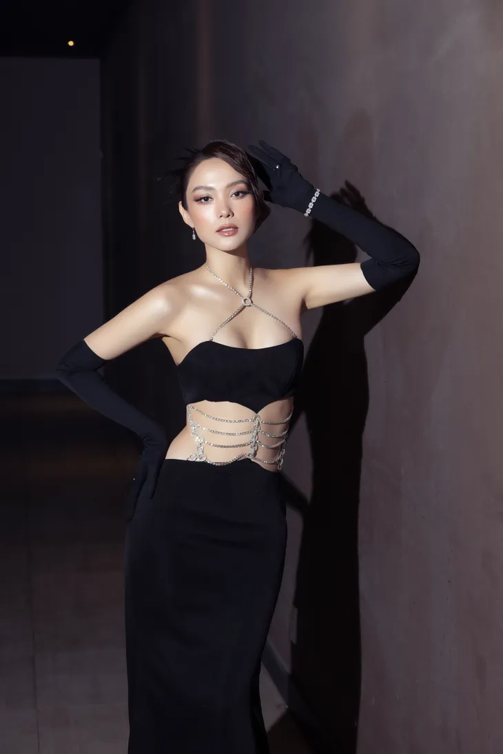 Ca sĩ Minh Hằng lần đầu làm giám khảo Miss World Vietnam 2022 - Ảnh 1. Ca sĩ Minh Hằng lần đầu làm giám khảo Miss World Vietnam 2022 - Ảnh 1.