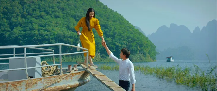 Loạt khoảnh khắc đốn tim của 4 cặp đôi phim Lối về miền hoa - Ảnh 21. Loạt khoảnh khắc đốn tim của 4 cặp đôi phim Lối về miền hoa - Ảnh 21.