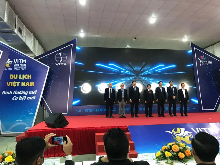 Hàng nghìn tour du lịch giá rẻ được chào bán - Ảnh 1. Hàng nghìn tour du lịch giá rẻ được chào bán - Ảnh 1.