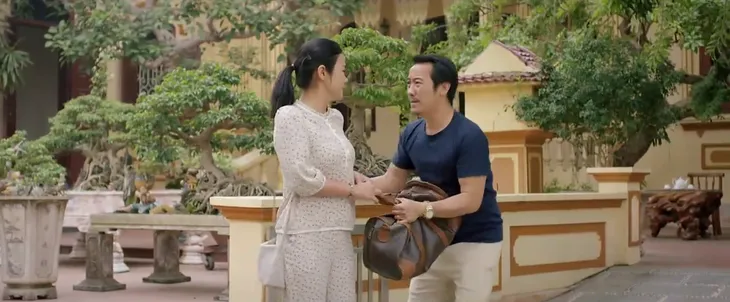 Lối về miền hoa - Tập cuối: Lợi lừa lại đầy ngoạn mục khi biết bí mật bệnh nan y của bố - Ảnh 6. Lối về miền hoa - Tập cuối: Lợi lừa lại đầy ngoạn mục khi biết bí mật bệnh nan y của bố - Ảnh 6.