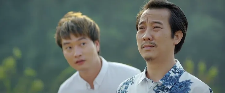 Lối về miền hoa - Tập cuối: Lợi lừa lại đầy ngoạn mục khi biết bí mật bệnh nan y của bố - Ảnh 24. Lối về miền hoa - Tập cuối: Lợi lừa lại đầy ngoạn mục khi biết bí mật bệnh nan y của bố - Ảnh 24.