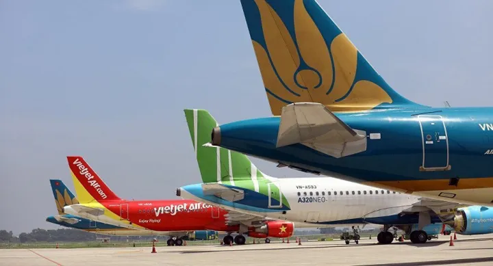 Chuyến bay đón 350 công dân Việt Nam từ Ukraine sẽ khởi hành vào sáng 6/3 - Ảnh 1. Chuyến bay đón 350 công dân Việt Nam từ Ukraine sẽ khởi hành vào sáng 6/3 - Ảnh 1.