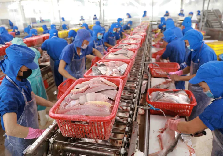 Sản xuất phục hồi tạo đà cho tăng trưởng năm 2022 - Ảnh 2. Sản xuất phục hồi tạo đà cho tăng trưởng năm 2022 - Ảnh 2.