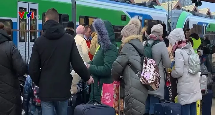 Nhiều bà con người Việt tại Ukraine tha thiết được trở về quê hương - Ảnh 2. Nhiều bà con người Việt tại Ukraine tha thiết được trở về quê hương - Ảnh 2.