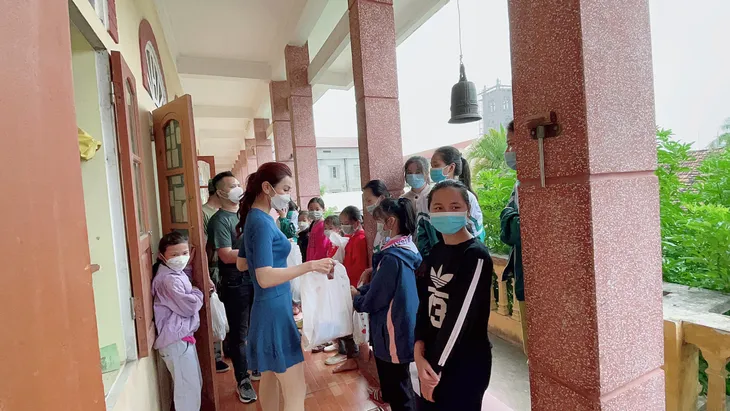 MC Hải Anh: Cuộc sống sẽ tốt đẹp hơn từ những việc làm nhỏ đầy ý nghĩa - Ảnh 1. MC Hải Anh: Cuộc sống sẽ tốt đẹp hơn từ những việc làm nhỏ đầy ý nghĩa - Ảnh 1.