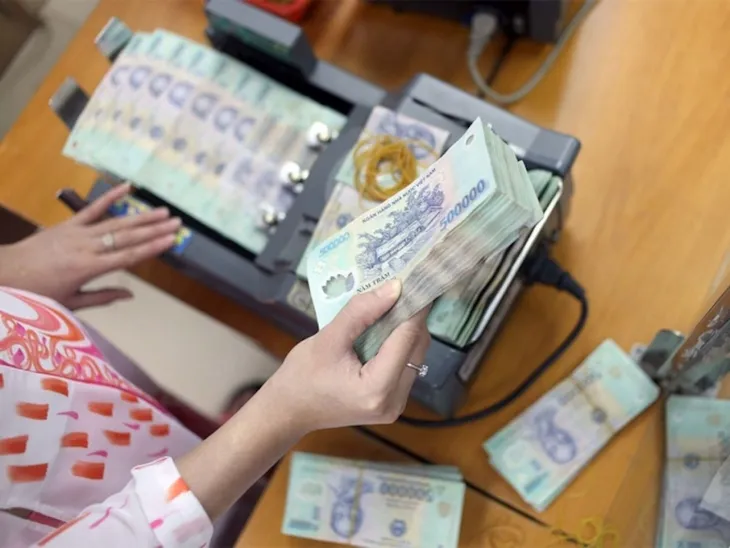 Đẩy nhanh giải ngân gói hỗ trợ 350.000 tỷ đồng - Ảnh 1. Đẩy nhanh giải ngân gói hỗ trợ 350.000 tỷ đồng - Ảnh 1.