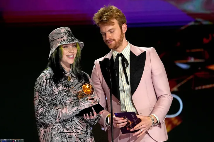 Drake tẩy chay Grammy, Viện Hàn lâm Thu âm nói gì? - Ảnh 1. Drake tẩy chay Grammy, Viện Hàn lâm Thu âm nói gì? - Ảnh 1.