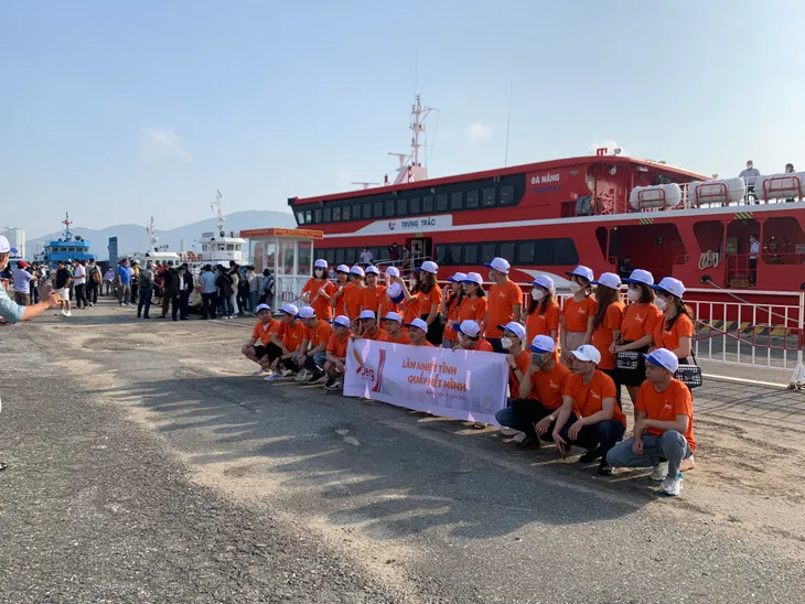 Tín hiệu khởi sắc từ du lịch biển miền Trung - Ảnh 2. Tín hiệu khởi sắc từ du lịch biển miền Trung - Ảnh 2.
