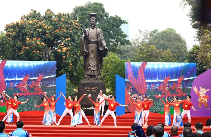 Hà Nội đếm ngược 31 ngày hướng tới SEA Games 31 - Ảnh 4. Hà Nội đếm ngược 31 ngày hướng tới SEA Games 31 - Ảnh 4.