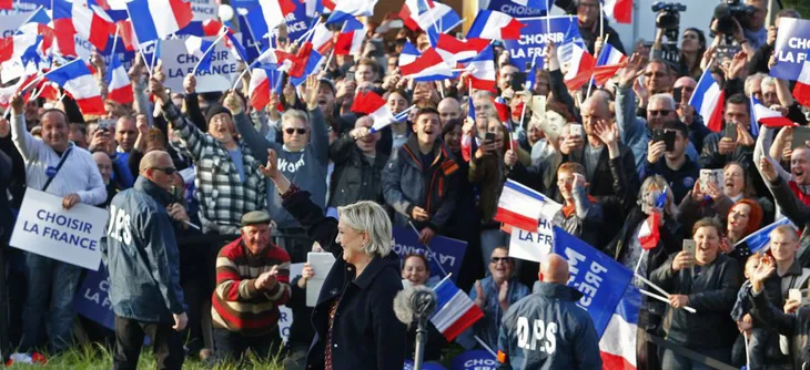 Châu Âu lo ngại khả năng bà Le Pen trở thành Tổng thống Pháp - Ảnh 1.