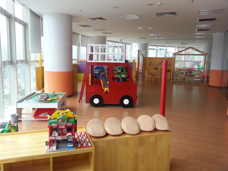 Mầm non mở cửa trở lại: Niềm vui kèm nhiều lo toan và áp lực - Ảnh 1. Mầm non mở cửa trở lại: Niềm vui kèm nhiều lo toan và áp lực - Ảnh 1.