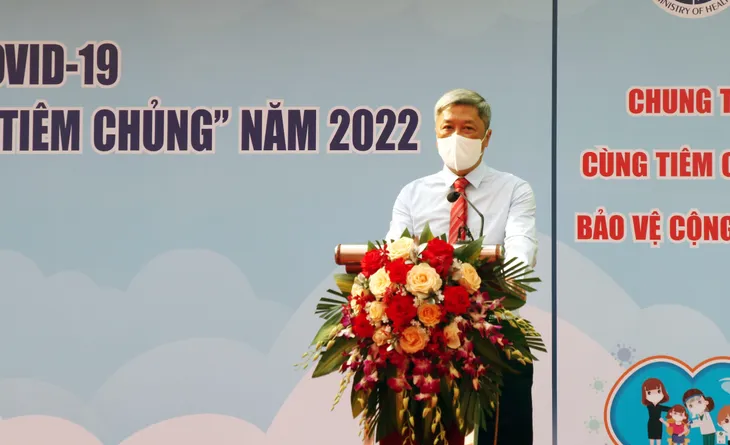 Gần 200 trẻ từ 5 - dưới 12 tuổi đầu tiên ở Việt Nam tiêm vaccine phòng COVID-19 - Ảnh 1. Gần 200 trẻ từ 5 - dưới 12 tuổi đầu tiên ở Việt Nam tiêm vaccine phòng COVID-19 - Ảnh 1.