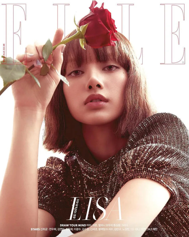Lisa (BLACKPINK) thần thái hút hồn trên Elle - Ảnh 4. Lisa (BLACKPINK) thần thái hút hồn trên Elle - Ảnh 4.