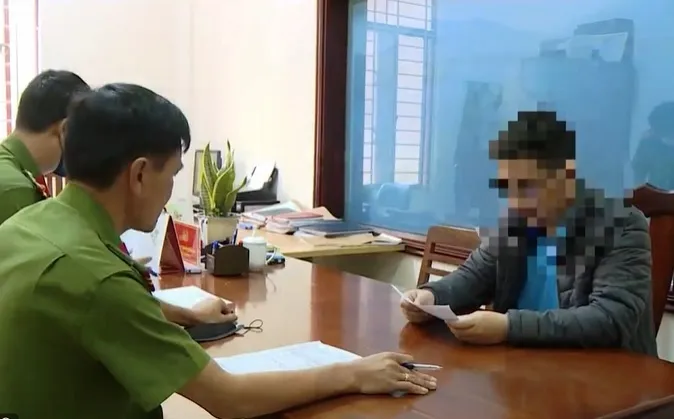 Nhân viên Ngân hàng Á Châu (Chi nhánh Gia Lai) lừa đảo 3,8 tỷ đồng - Ảnh 1. Nhân viên Ngân hàng Á Châu (Chi nhánh Gia Lai) lừa đảo 3,8 tỷ đồng - Ảnh 1.