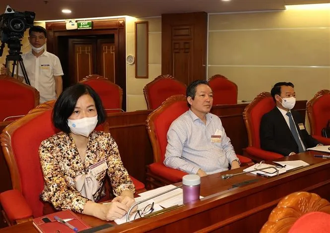 Bộ Chính trị tổ chức Hội nghị toàn quốc quán triệt và triển khai Nghị quyết 11-NQ/TW - Ảnh 5. Bộ Chính trị tổ chức Hội nghị toàn quốc quán triệt và triển khai Nghị quyết 11-NQ/TW - Ảnh 5.