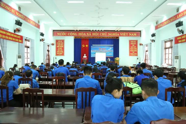 Bộ Tư lệnh Vùng Cảnh sát biển 3 tăng cường tuyên truyền về biển đảo và Luật Cảnh sát biển Việt Nam - Ảnh 1. Bộ Tư lệnh Vùng Cảnh sát biển 3 tăng cường tuyên truyền về biển đảo và Luật Cảnh sát biển Việt Nam - Ảnh 1.