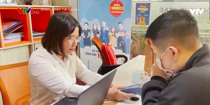 “Tá hỏa” không sử dụng thẻ tín dụng nhưng vẫn bị trừ tiền - Ảnh 1. “Tá hỏa” không sử dụng thẻ tín dụng nhưng vẫn bị trừ tiền - Ảnh 1.