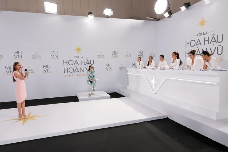 Tôi là Hoa hậu Hoàn vũ Việt Nam - Tập 1: 7 “vé vàng” chính thức lộ diện - Ảnh 8. Tôi là Hoa hậu Hoàn vũ Việt Nam - Tập 1: 7 “vé vàng” chính thức lộ diện - Ảnh 8.