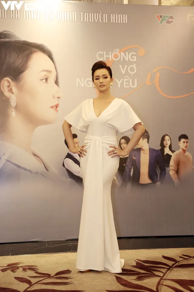 Quỳnh Nga có bé đường, Lã Thanh Huyền một tay trị tất cả trong phim mới - Ảnh 14. Quỳnh Nga có bé đường, Lã Thanh Huyền một tay trị tất cả trong phim mới - Ảnh 14.