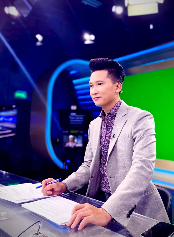 BTV Huy Hoàng: Thách thức cũng là cơ hội - Ảnh 3. BTV Huy Hoàng: Thách thức cũng là cơ hội - Ảnh 3.