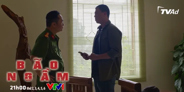 Bão ngầm - Tập 41: Thượng tá Tuất sợ hãi thủ tiêu tang chứng - Ảnh 5. Bão ngầm - Tập 41: Thượng tá Tuất sợ hãi thủ tiêu tang chứng - Ảnh 5.