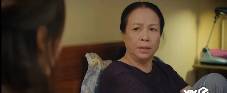 Thương ngày nắng về 2 - Tập 8: Vân Khánh ghen tị vì bà Nga không cho ngủ cùng - Ảnh 2. Thương ngày nắng về 2 - Tập 8: Vân Khánh ghen tị vì bà Nga không cho ngủ cùng - Ảnh 2.