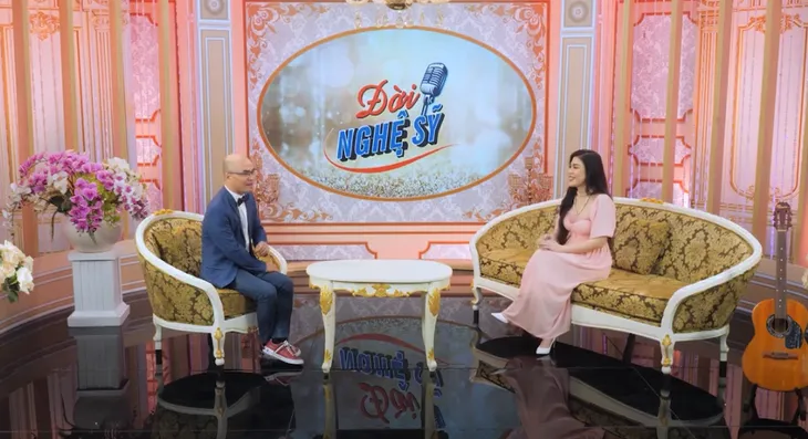 “Nữ hoàng nhạc thị trường” Uyên Trang hé lộ mối quan hệ bí mật với nhạc sĩ Hà Dũng - Ảnh 1. “Nữ hoàng nhạc thị trường” Uyên Trang hé lộ mối quan hệ bí mật với nhạc sĩ Hà Dũng - Ảnh 1.