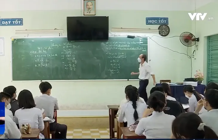 Giảm áp lực cuối năm học nhờ linh hoạt dạy và học - Ảnh 1. Giảm áp lực cuối năm học nhờ linh hoạt dạy và học - Ảnh 1.