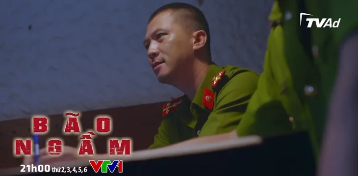Bão ngầm - Tập 30: Bách thối diễn như thật, dụ Toàn khỉ đốm thành công - Ảnh 4. Bão ngầm - Tập 30: Bách thối diễn như thật, dụ Toàn khỉ đốm thành công - Ảnh 4.
