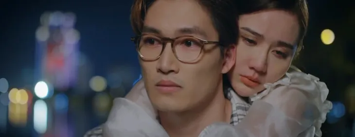 Thương ngày nắng về 2 - Tập 8: Vân Trang khóc hết nước mắt vì bị đuổi khỏi nhà - Ảnh 8. Thương ngày nắng về 2 - Tập 8: Vân Trang khóc hết nước mắt vì bị đuổi khỏi nhà - Ảnh 8.