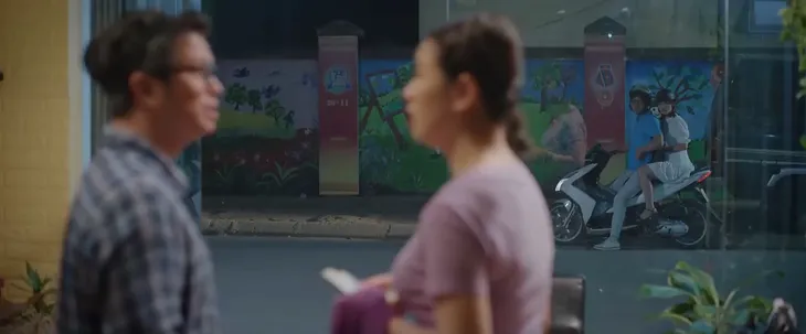 Thương ngày nắng về 2 - Tập 9: Sở hữu gương mặt gợi lừa, cậu Vượng lại sập bẫy gái trẻ? - Ảnh 4.