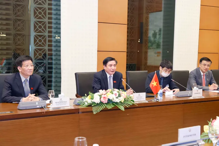 Văn phòng Quốc hội Việt Nam và Văn phòng Hạ viện Ấn Độ đẩy mạnh hợp tác - Ảnh 1. Văn phòng Quốc hội Việt Nam và Văn phòng Hạ viện Ấn Độ đẩy mạnh hợp tác - Ảnh 1.