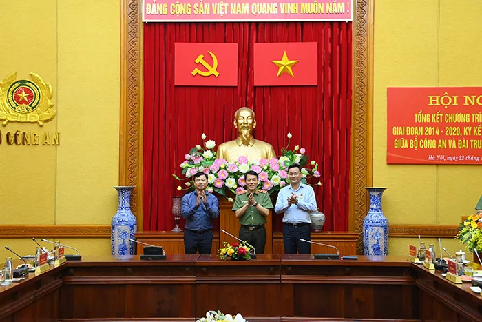 Bộ Công an và Đài Truyền hình Việt Nam phối hợp nâng cao hiệu quả công tác - Ảnh 3. Bộ Công an và Đài Truyền hình Việt Nam phối hợp nâng cao hiệu quả công tác - Ảnh 3.