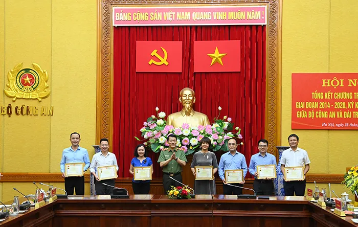 Bộ Công an và Đài Truyền hình Việt Nam phối hợp nâng cao hiệu quả công tác - Ảnh 4. Bộ Công an và Đài Truyền hình Việt Nam phối hợp nâng cao hiệu quả công tác - Ảnh 4.