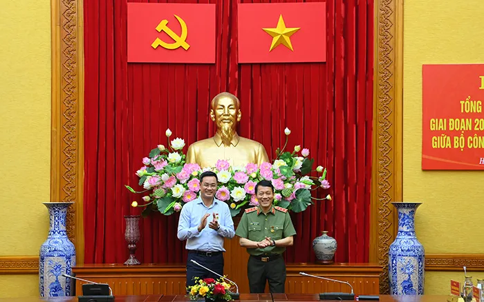 Bộ Công an và Đài Truyền hình Việt Nam phối hợp nâng cao hiệu quả công tác - Ảnh 5. Bộ Công an và Đài Truyền hình Việt Nam phối hợp nâng cao hiệu quả công tác - Ảnh 5.