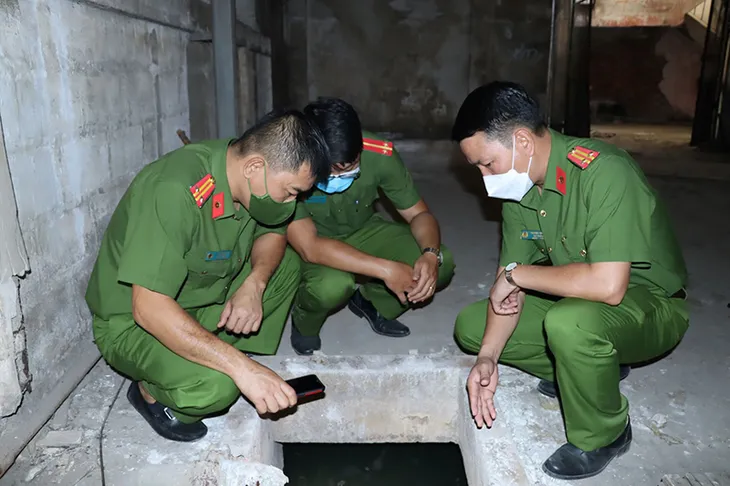 Đồng Nai: Phát hiện hơn 42 tấn chất thải nguy hại - Ảnh 2. Đồng Nai: Phát hiện hơn 42 tấn chất thải nguy hại - Ảnh 2.