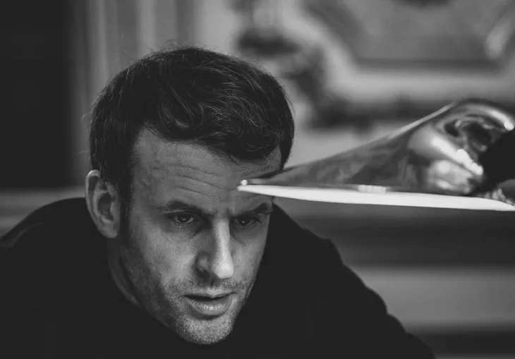 Emmanuel Macron - Tổng thống Pháp đầu tiên tái đắc cử và đảm nhận nhiệm kỳ thứ hai sau 20 năm - Ảnh 4. Emmanuel Macron - Tổng thống Pháp đầu tiên tái đắc cử và đảm nhận nhiệm kỳ thứ hai sau 20 năm - Ảnh 4.