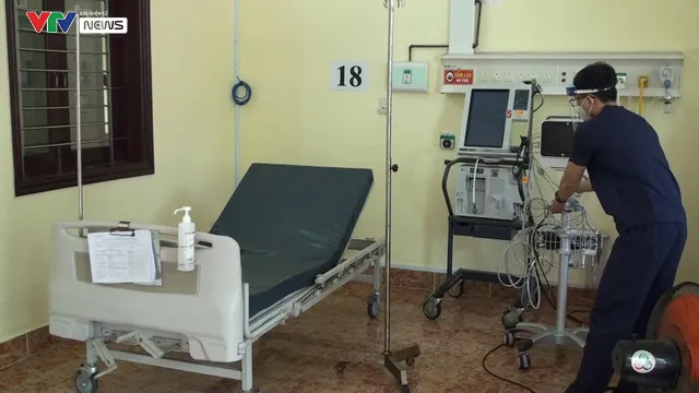 Dịch COVID-19 tại TP Hồ Chí Minh giảm sâu cả về số ca mắc và số ca nhập viện - Ảnh 1. Dịch COVID-19 tại TP Hồ Chí Minh giảm sâu cả về số ca mắc và số ca nhập viện - Ảnh 1.