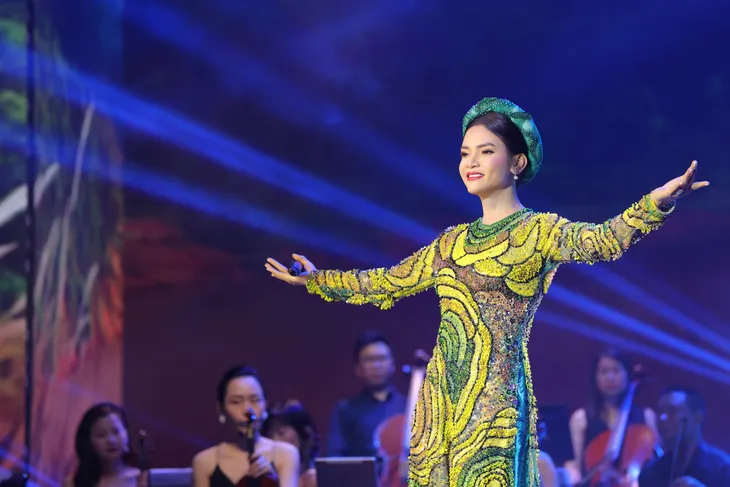 Phạm Phương Thảo thăng hoa trong Con đường âm nhạc - Ảnh 2. Phạm Phương Thảo thăng hoa trong Con đường âm nhạc - Ảnh 2.