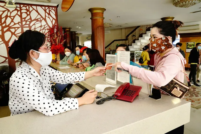 Khách sạn “cháy phòng” dịp lễ 30/4 - 1/5 - Ảnh 1. Khách sạn “cháy phòng” dịp lễ 30/4 - 1/5 - Ảnh 1.